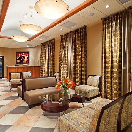 คราวน์ พลาซา กรีนวิลล์ Hotel ภายนอก รูปภาพ