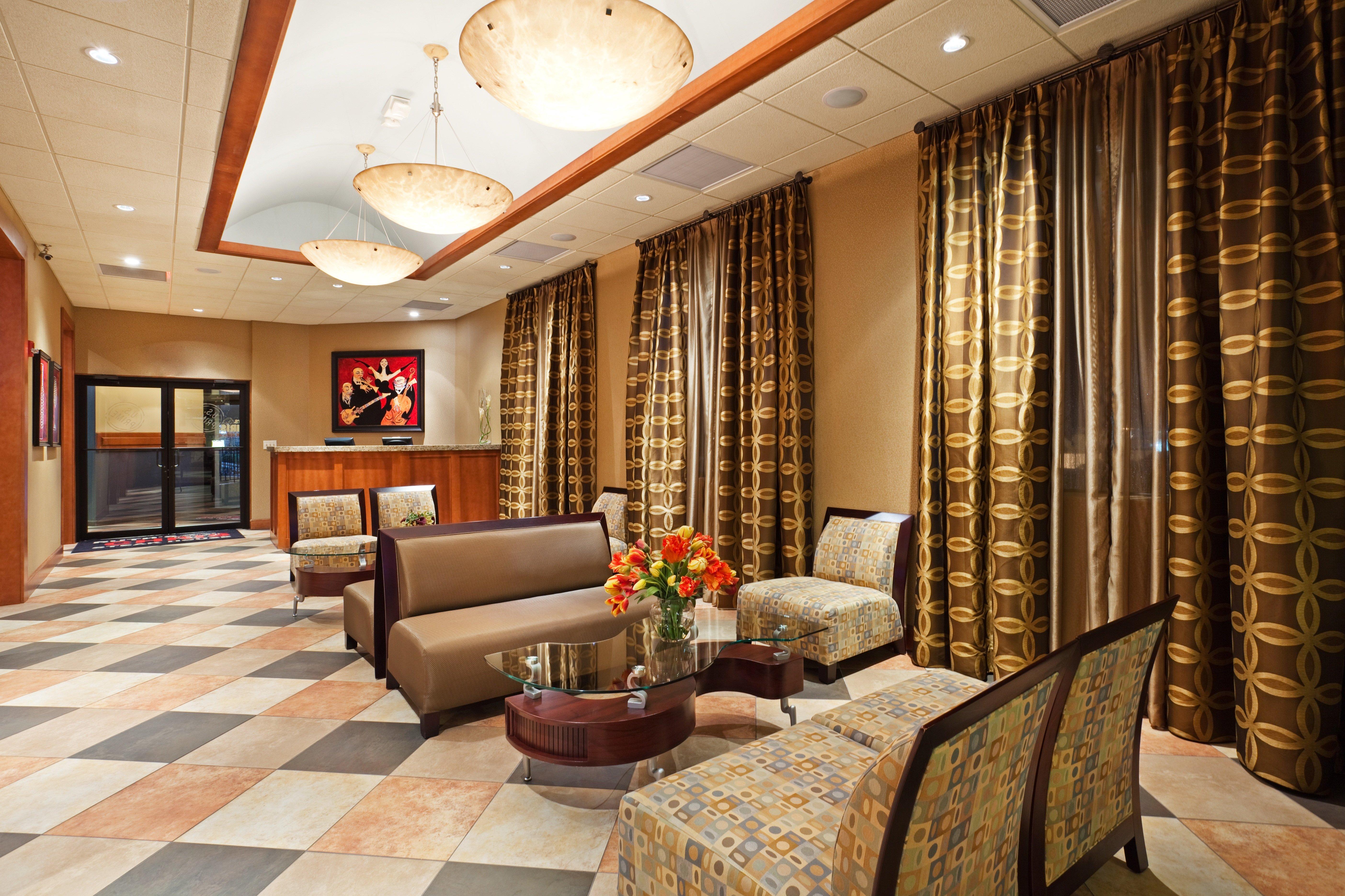 คราวน์ พลาซา กรีนวิลล์ Hotel ภายนอก รูปภาพ